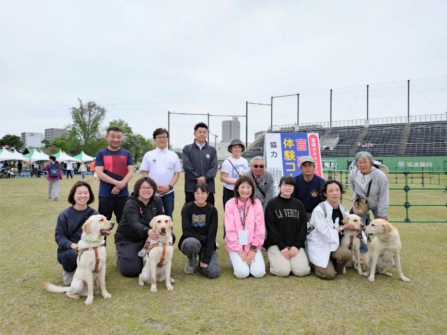 かすみがうらマラソン　盲導犬ブース